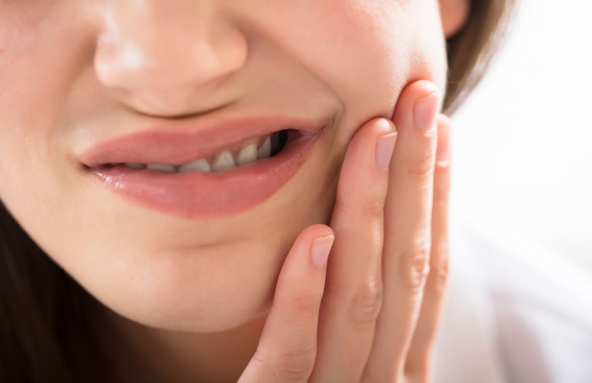 What Causes Sensitivity in Teeth?